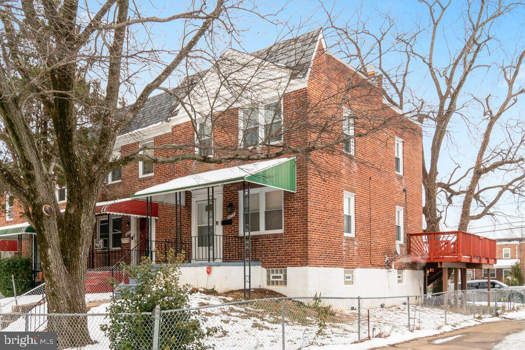 4279 Rokeby Road Baltimore, MD 21229 - Photo 1 of 29