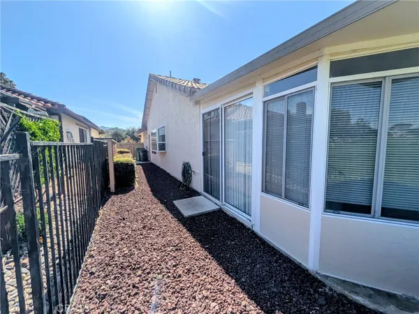$3,500 | 13163 Paseo Del Verano, San Diego, CA 92128