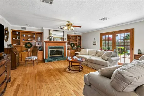 $360,000 | 4721 Page Drive, Metairie, LA 70003