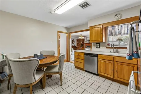 $360,000 | 4721 Page Drive, Metairie, LA 70003