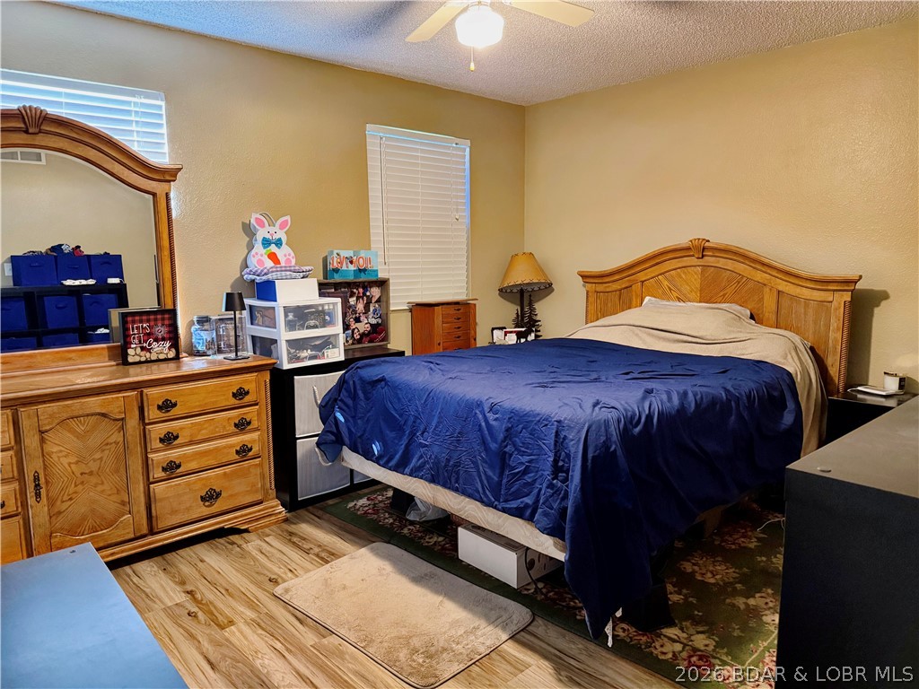 31137 Highland Road Rocky Mount, MO 65072 - Photo 6 of 23 Bedroom #1