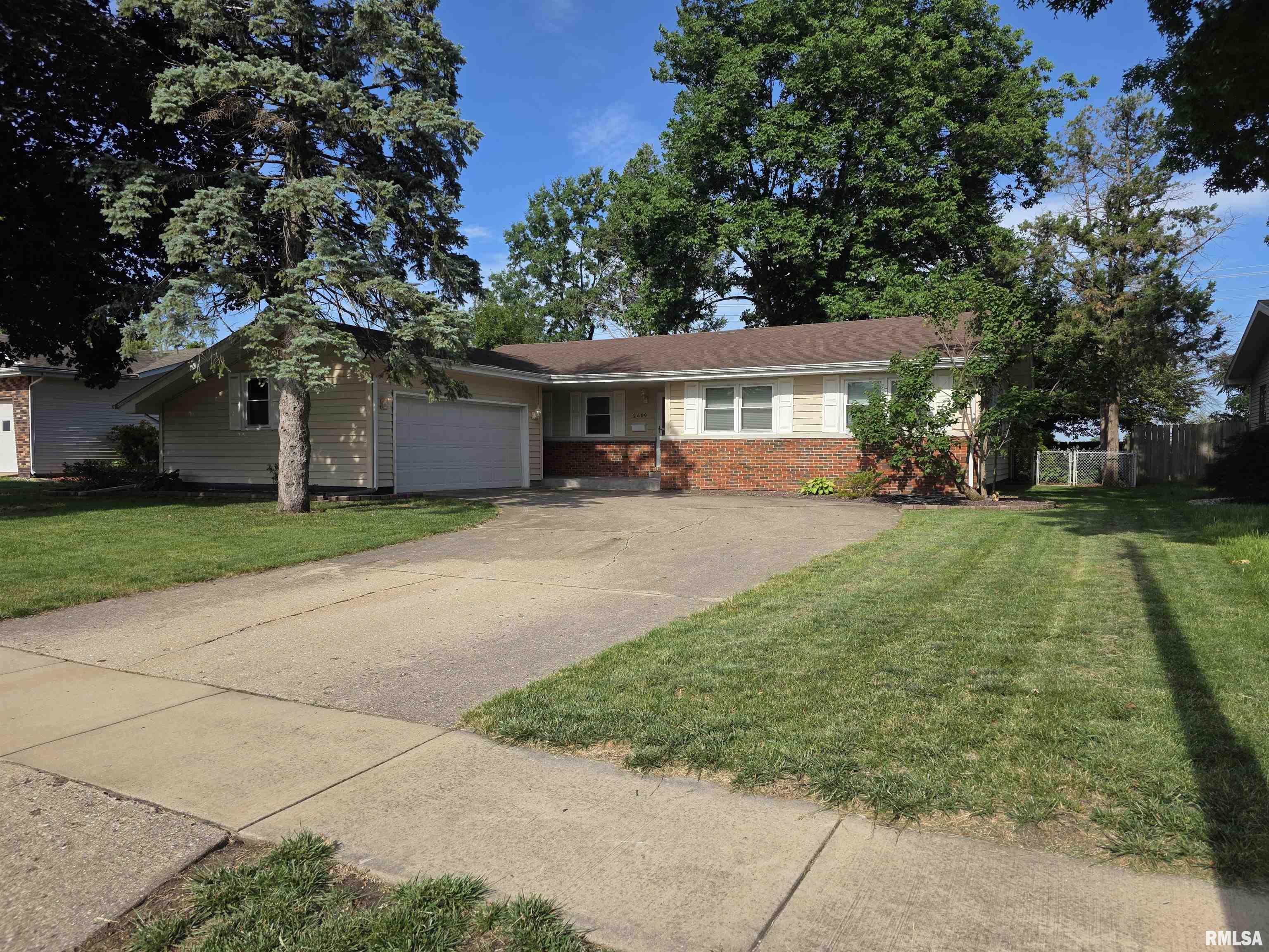 2609 Interlacken Road Springfield, IL 62704 - Photo 1 of 1