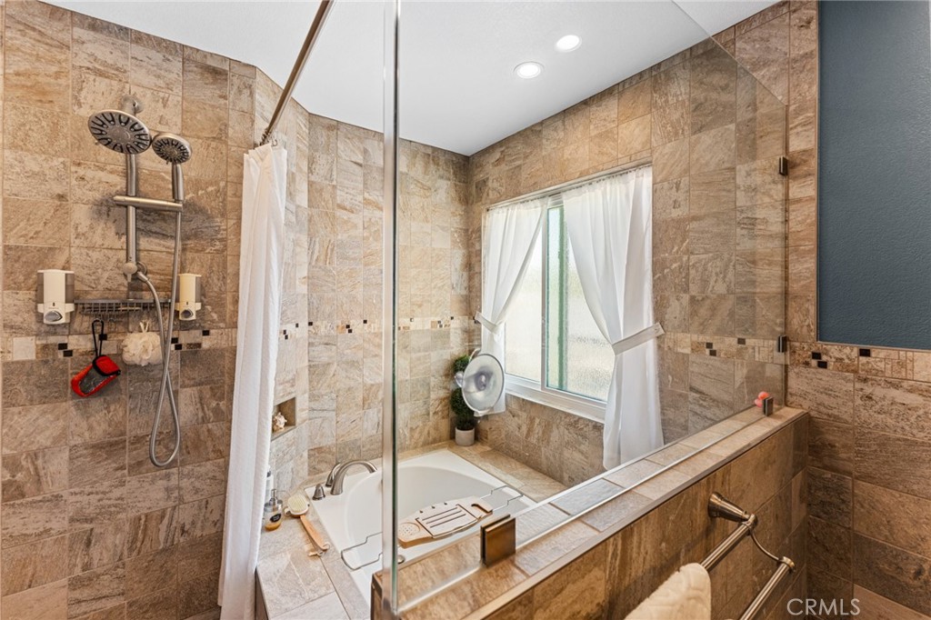 10332 Washington South Gate, CA 90280 - Photo 10 of 38