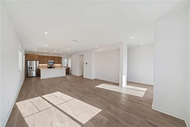 $684,900 | 2590 Sprout Lane, Corona, CA 92883