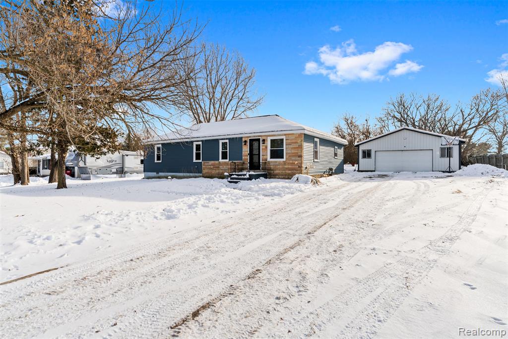 1268 East Dodge Road Mount Morris, MI 48458 - Photo 2 of 37