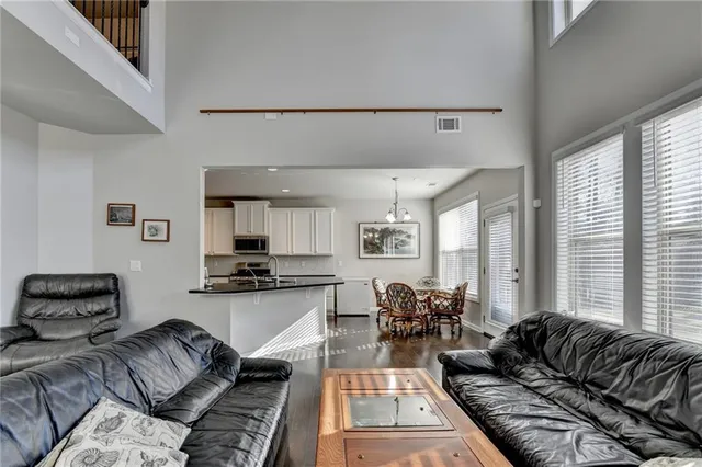 $549,900 | 1909 Lakeview Bend Way, Buford, GA 30519