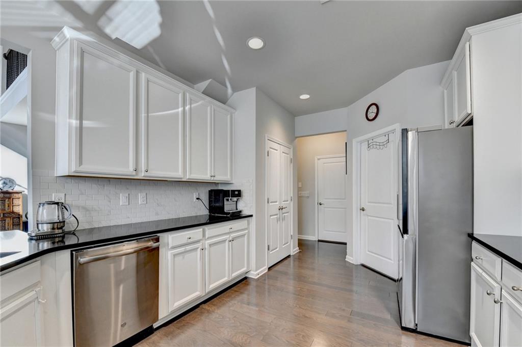 1909 Lakeview Bend Way Buford, GA 30519 - Photo 22 of 57