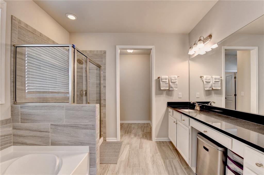 1909 Lakeview Bend Way Buford, GA 30519 - Photo 31 of 57