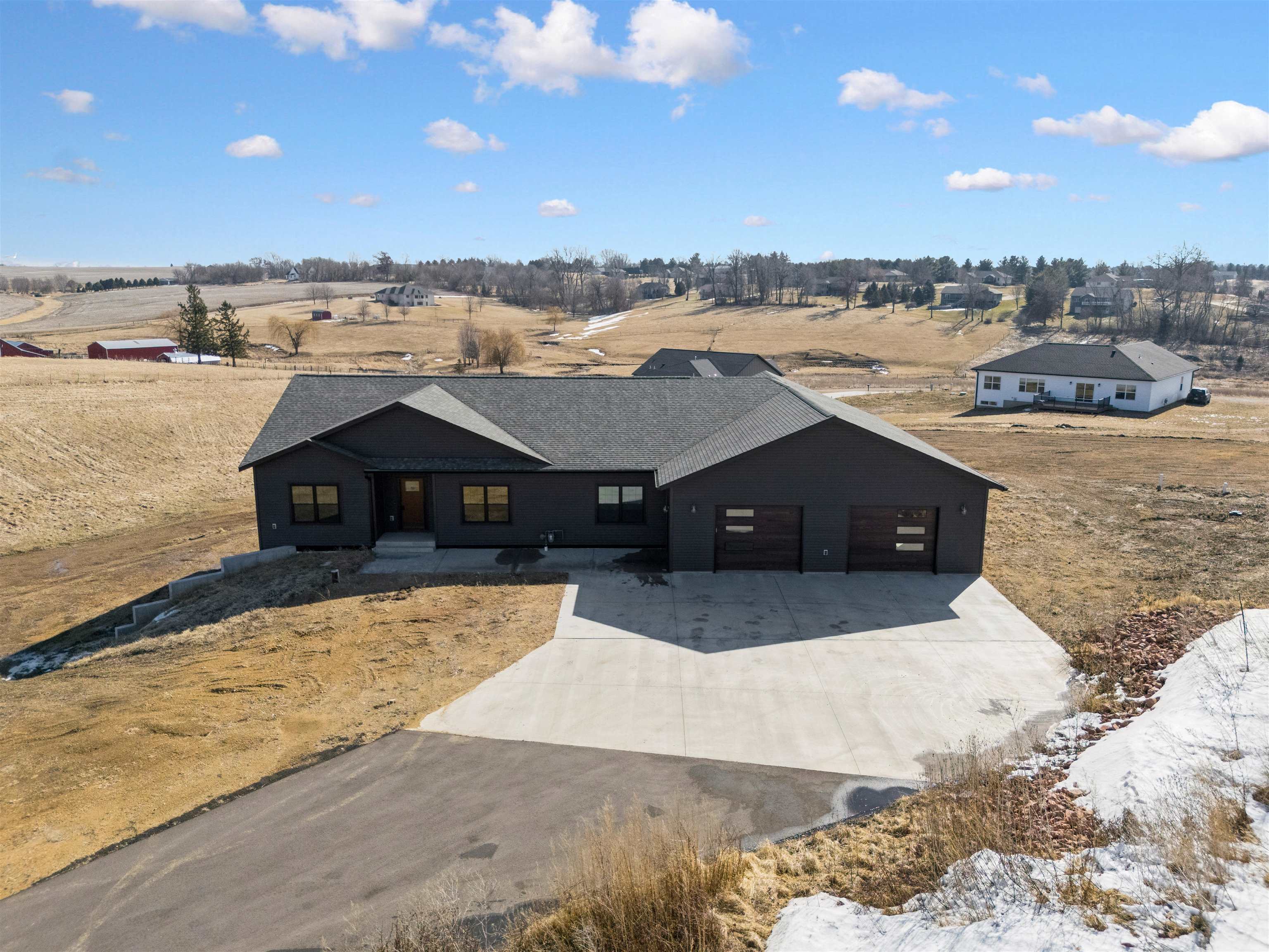 1095 Walnut Dell Road Platteville, WI 53818 - Photo 3 of 57