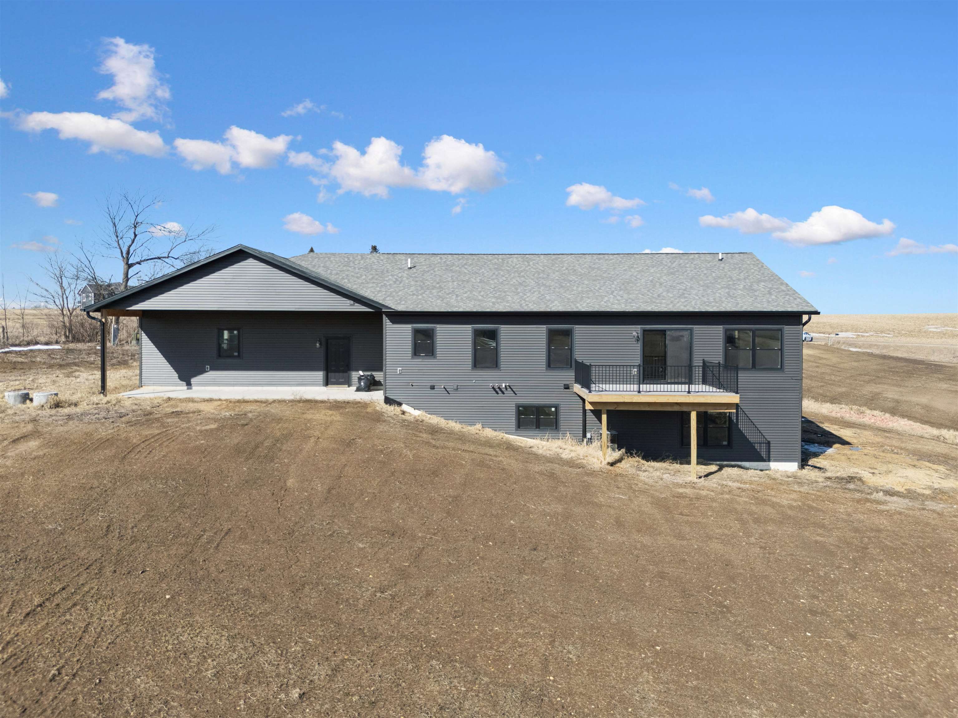 1095 Walnut Dell Road Platteville, WI 53818 - Photo 6 of 57