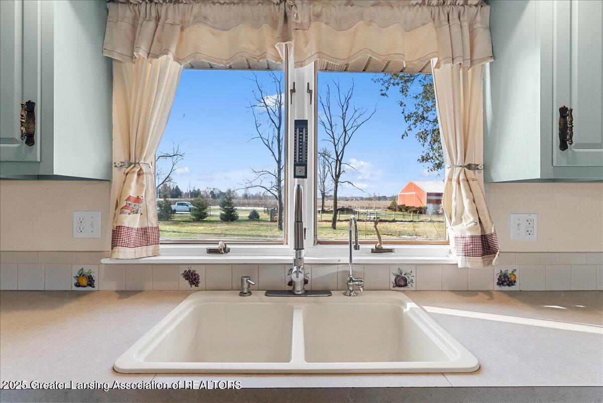 4226 West Bennington Road Owosso, MI 48867 - Photo 18 of 54 16-Media Jett - 08