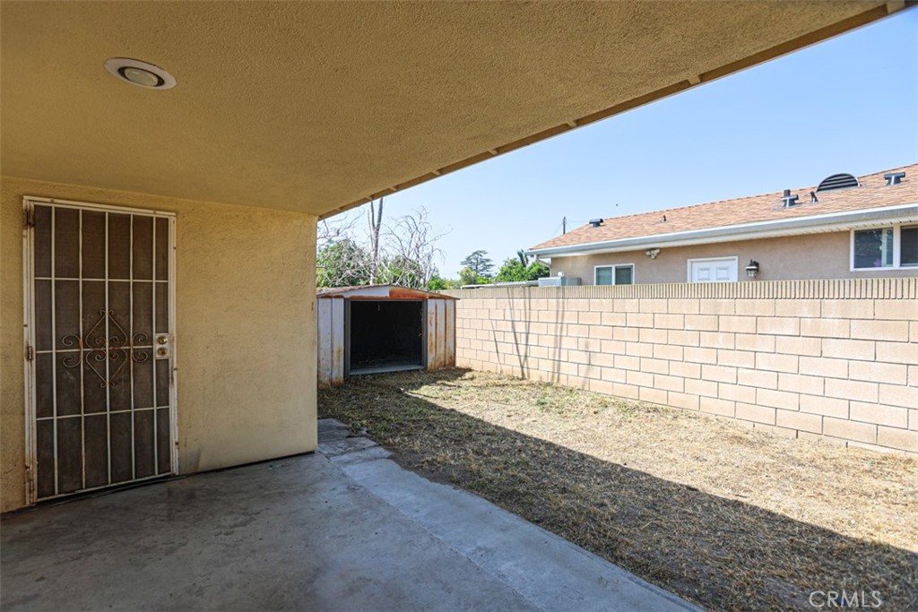 4331 Maxson Road El Monte, CA 91732 - Photo 25 of 32 a view of backyard with large window