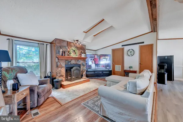 $175,000 | 462 Sarah Anne Drive, Lothian, MD 20711
