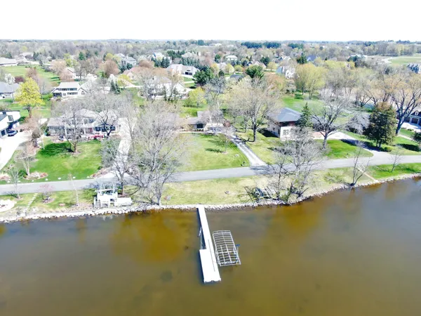 $5,500 | 202 Lac La Belle Drive, Lac La Belle, WI 53066