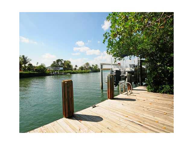 116 East Riverside Drive Jupiter, FL 33469 - Photo 2 of 25 Additional Photo