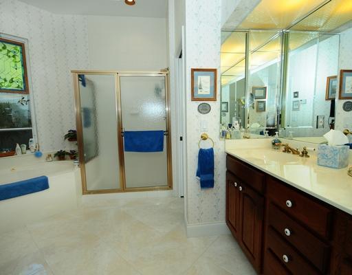116 East Riverside Drive Jupiter, FL 33469 - Photo 10 of 25 Additional Photo