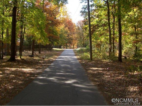 16 Spring Street, Unit 11 Candler, NC 28715 - Photo 2 of 5 Gallery Image 2