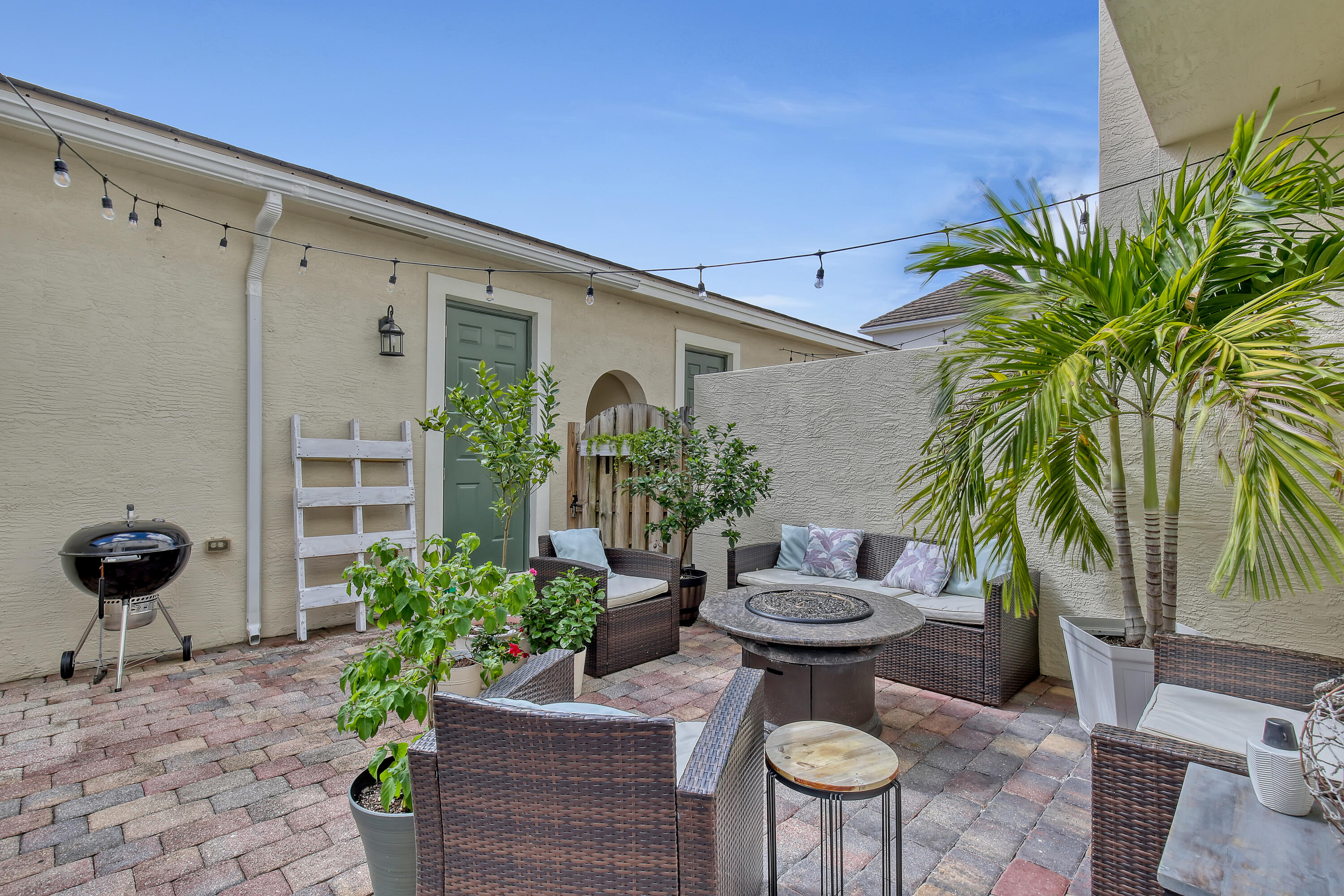 147 Mulligan Place Jupiter, FL 33458 - Photo 33 of 58 292205B0-0A0F-4F5E-AC02-AC6632D458F2