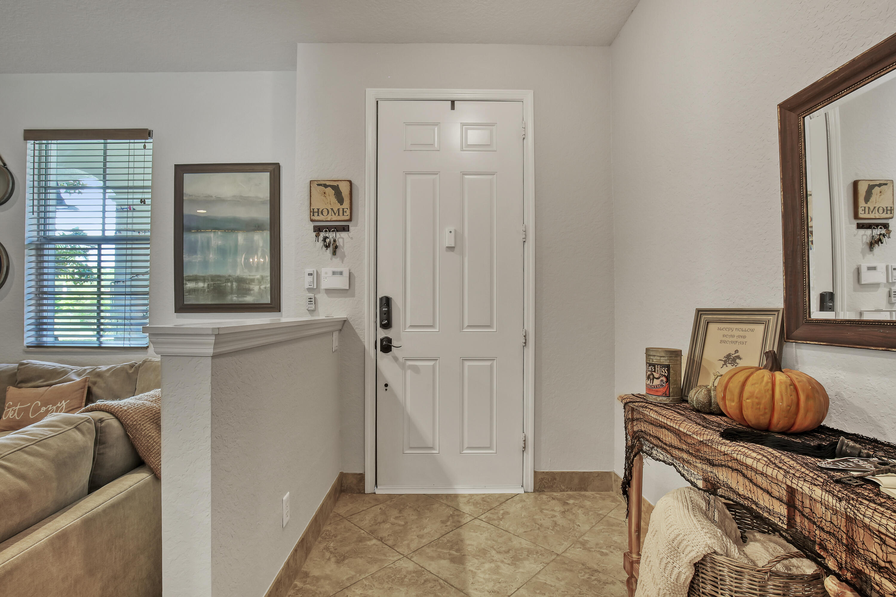 147 Mulligan Place Jupiter, FL 33458 - Photo 6 of 58 724BB337-85B9-4374-B5D6-D492ECDF82F3