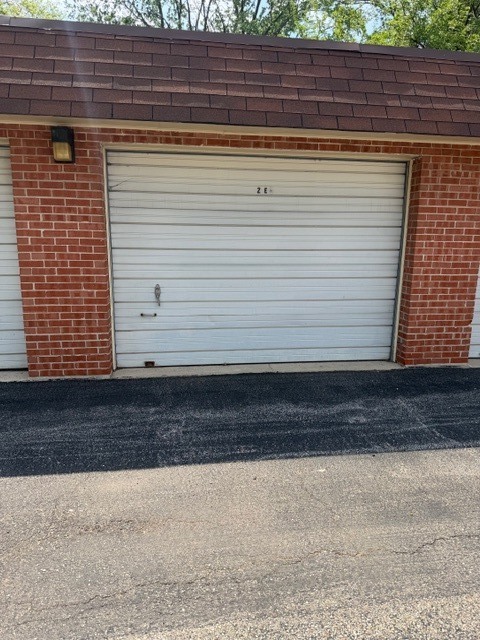 10650 West Cermak Road, Unit 2E Westchester, IL 60154 - Photo 5 of 23