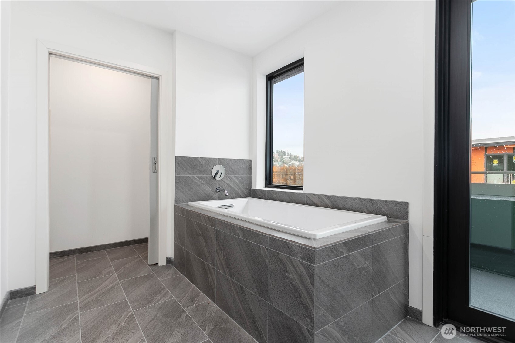 1025 Granary Avenue, Unit 501 Bellingham, WA 98225 - Photo 24 of 39