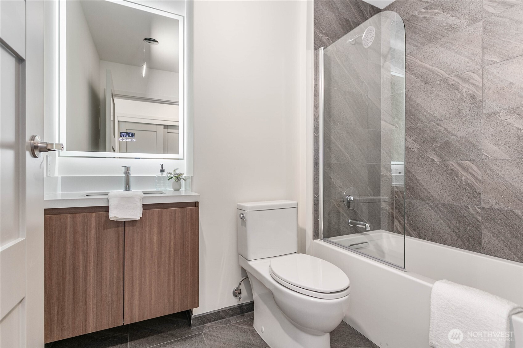 1025 Granary Avenue, Unit 501 Bellingham, WA 98225 - Photo 28 of 39