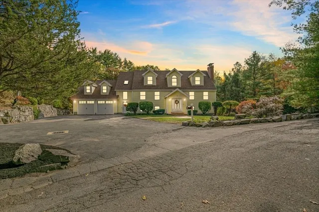 $1,199,999 | 3 Useadoor Street, Middleton, MA 01949