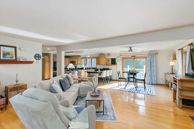 $1,199,999 | 3 Useadoor Street, Middleton, MA 01949