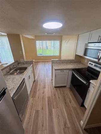 $1,775 | 623 Coconut Palm Way, Davenport, FL 33897