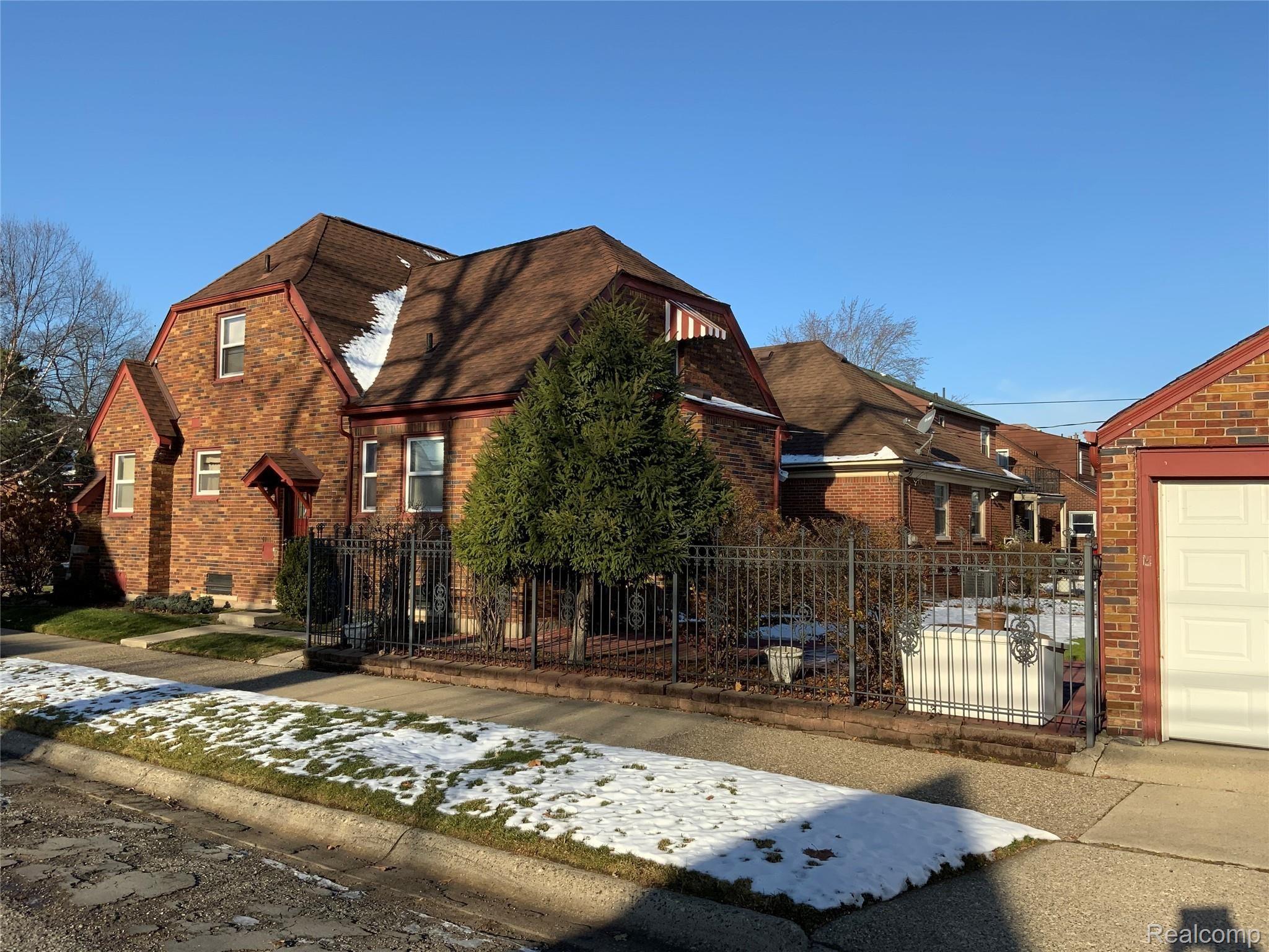 5200 Harvard Road Detroit, MI 48224 - Photo 5 of 56 Photo Dec 03, 9 51 37 AM.jpg