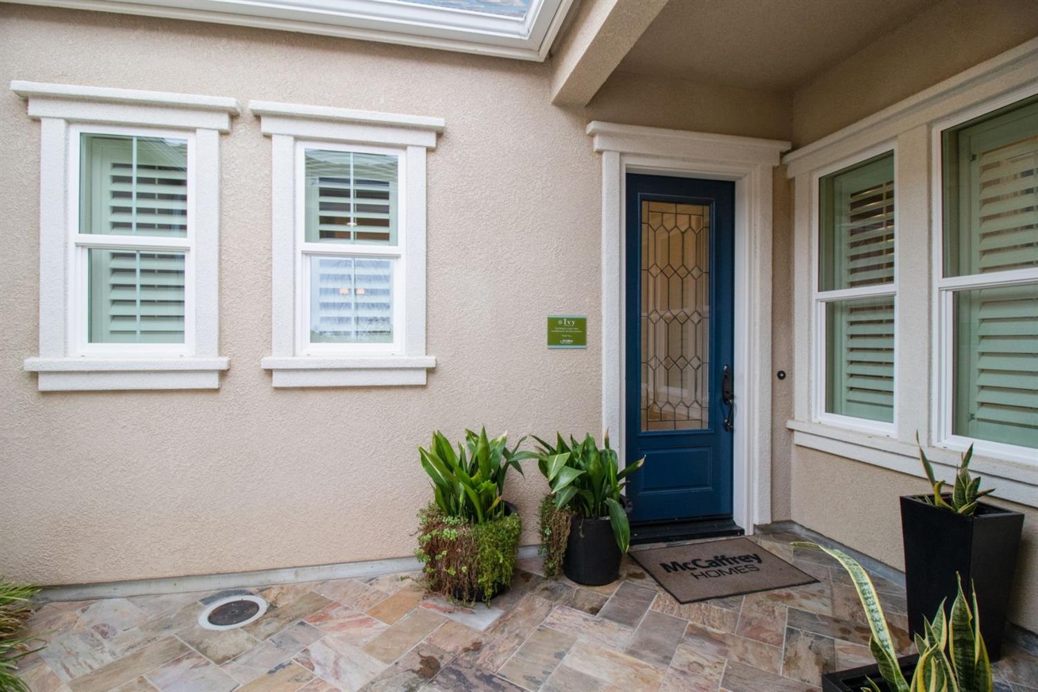 583 Crescent Lane Madera, CA 93636 - Photo 2 of 30