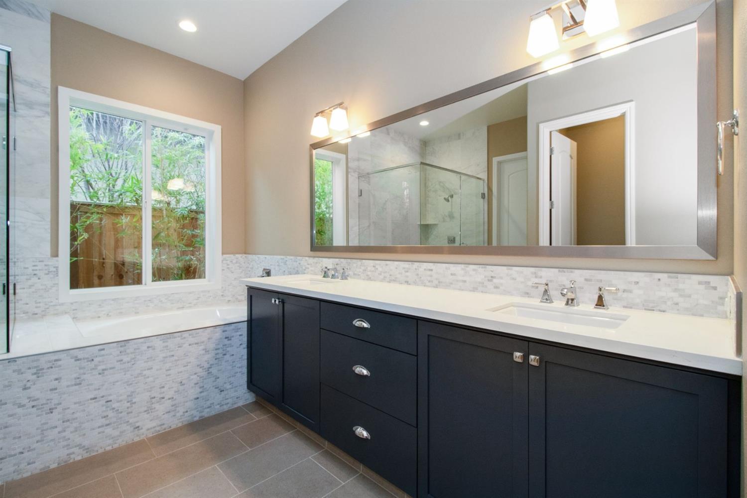 583 Crescent Lane Madera, CA 93636 - Photo 15 of 30