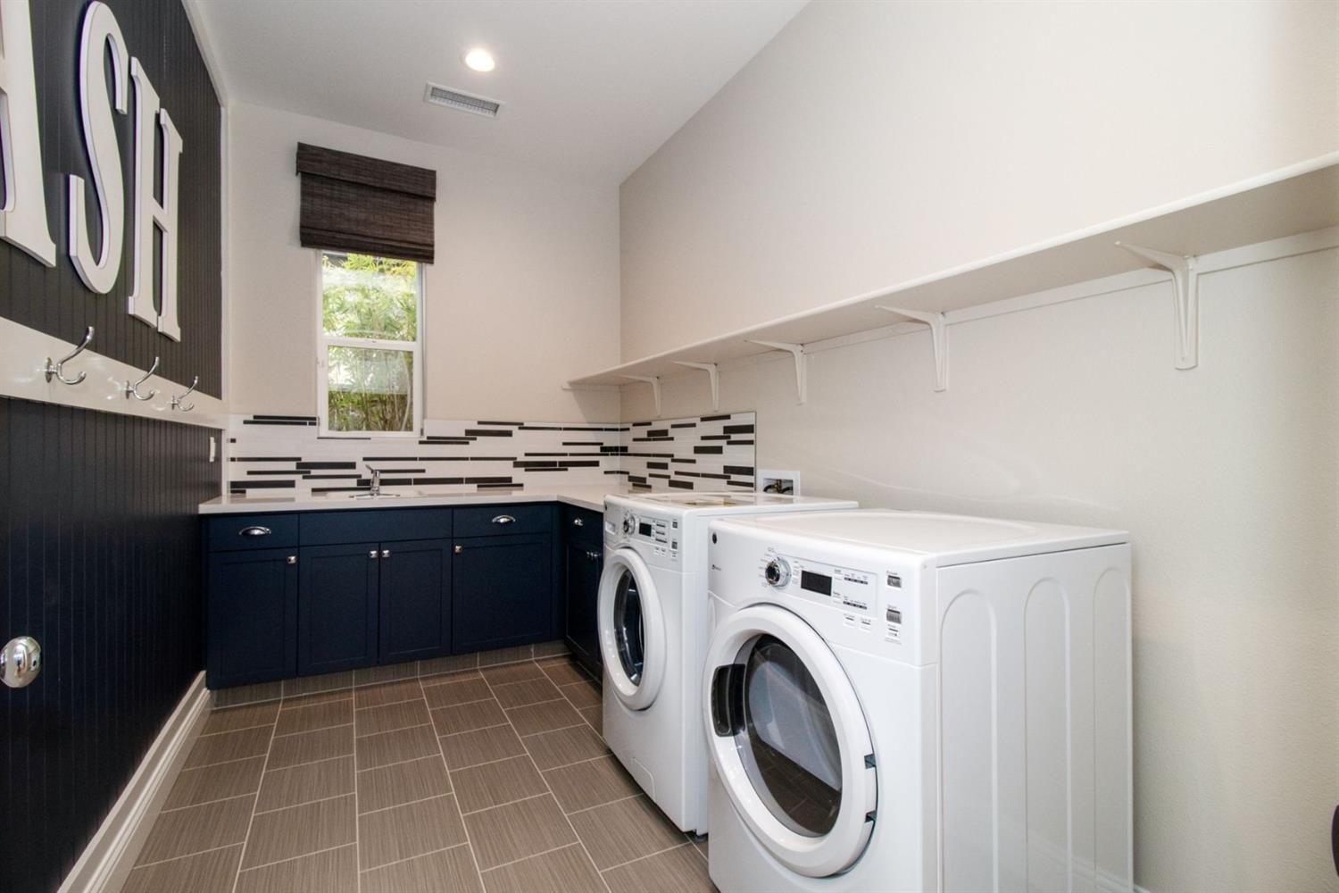 583 Crescent Lane Madera, CA 93636 - Photo 17 of 30