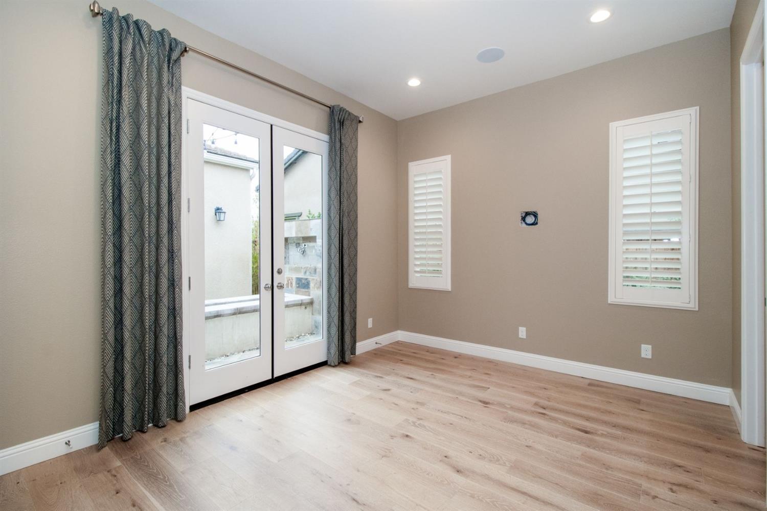 583 Crescent Lane Madera, CA 93636 - Photo 18 of 30