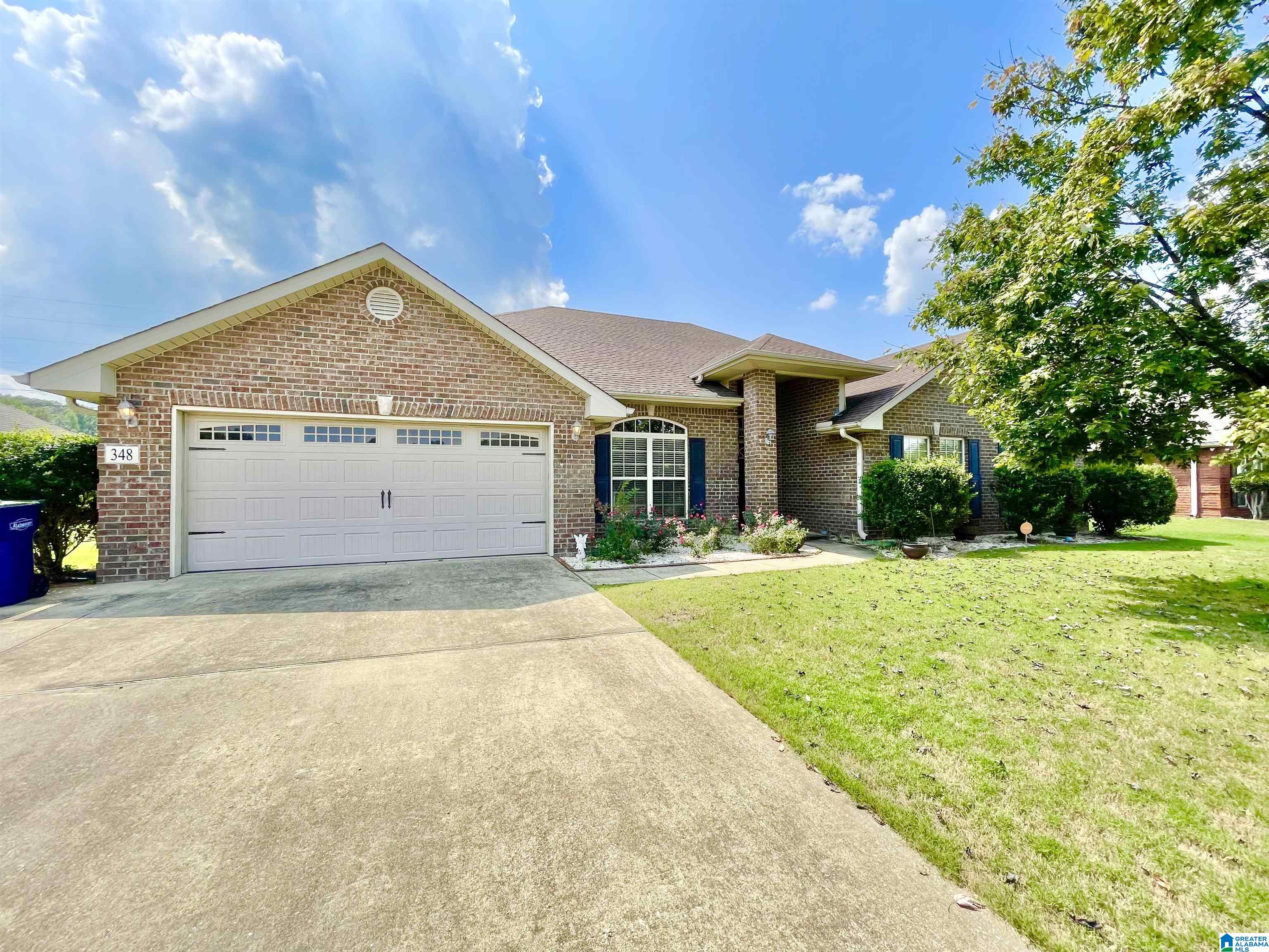 348 Tanglewood Circle Alabaster, AL 35007 - Photo 4 of 29