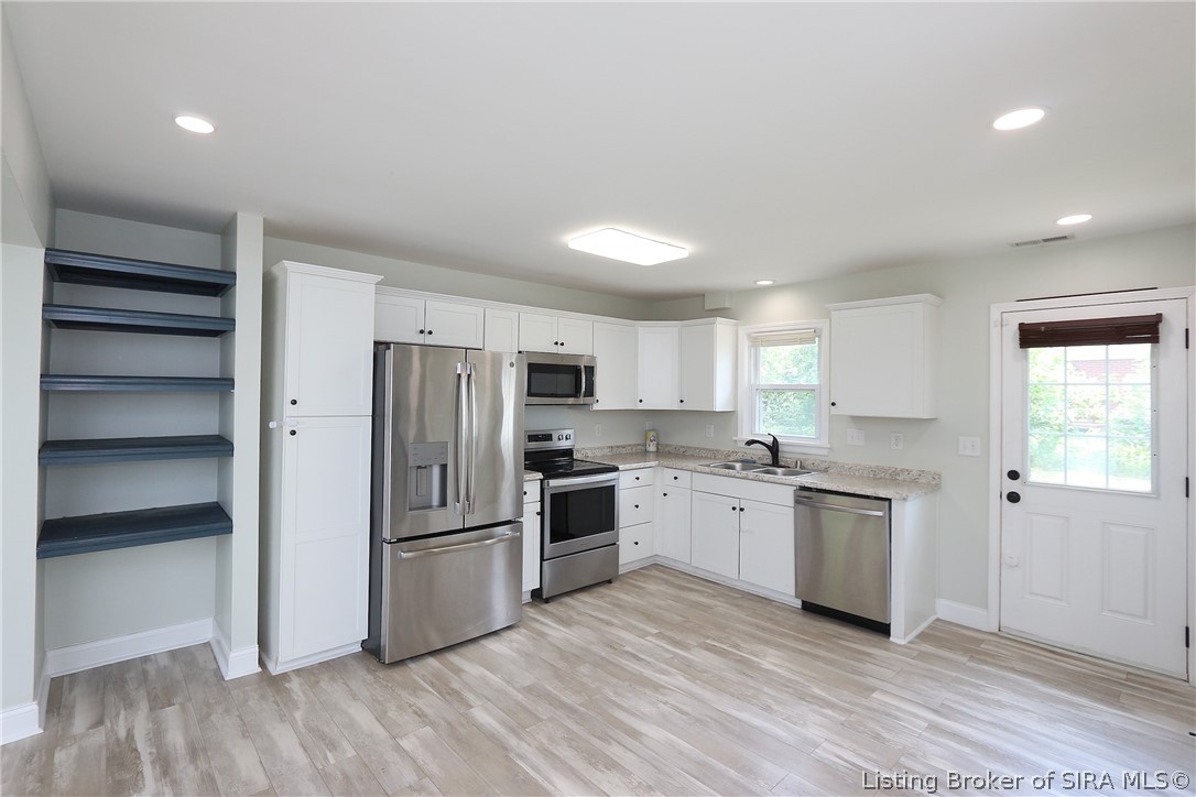 10309 Rancho Drive Louisville, KY 40272 - Photo 9 of 27