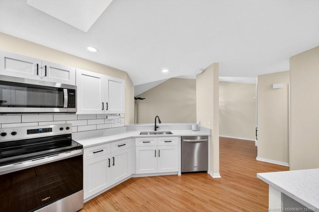 6041 Southeast Landing Way, Unit 13 Stuart, FL 34997 - Photo 23 of 50