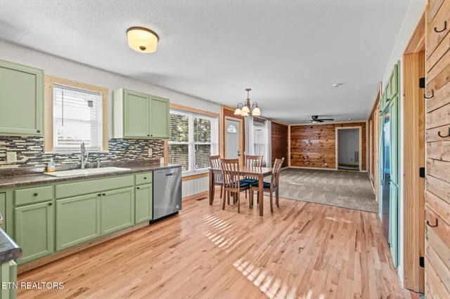 $340,000 | 116 Thomas Lane, Kingston, TN 37763