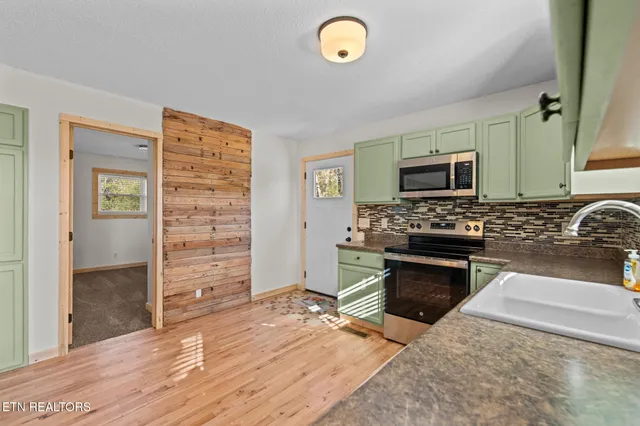 $340,000 | 116 Thomas Lane, Kingston, TN 37763