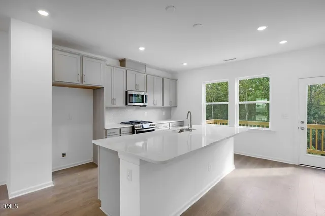 $369,999 | 430 Rowe Way, Knightdale, NC 27545