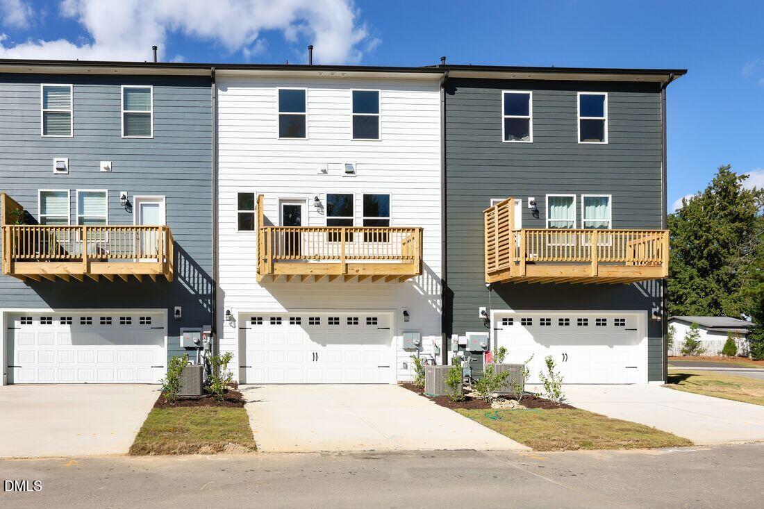 430 Rowe Way Knightdale, NC 27545 - Photo 27 of 51 greystone-garage-02