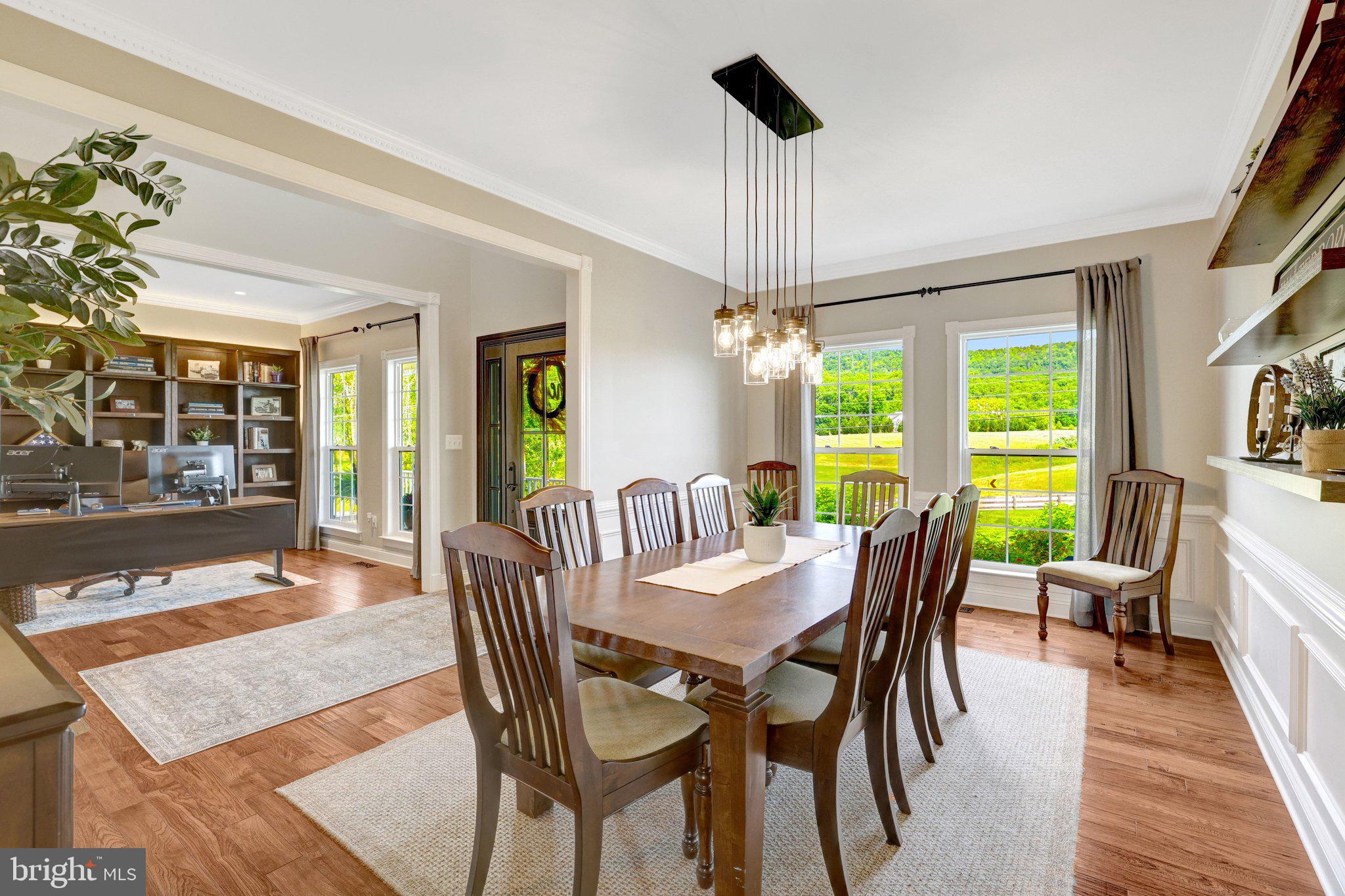 15002 Mountain Road Purcellville, VA 20132 - Photo 7 of 60 Formal Dining for Family Gatherings