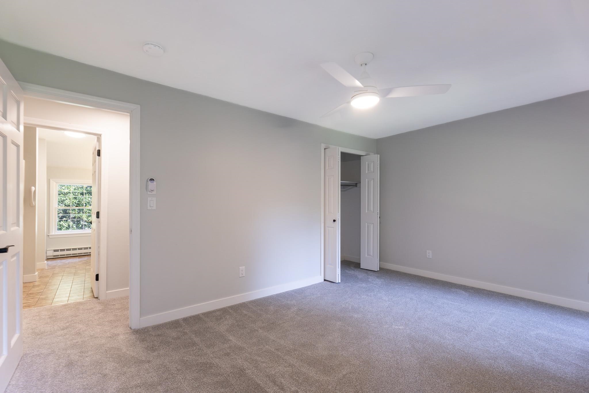 826 Hard Road, Unit B4 Hartford, VT 05059 - Photo 11 of 23
