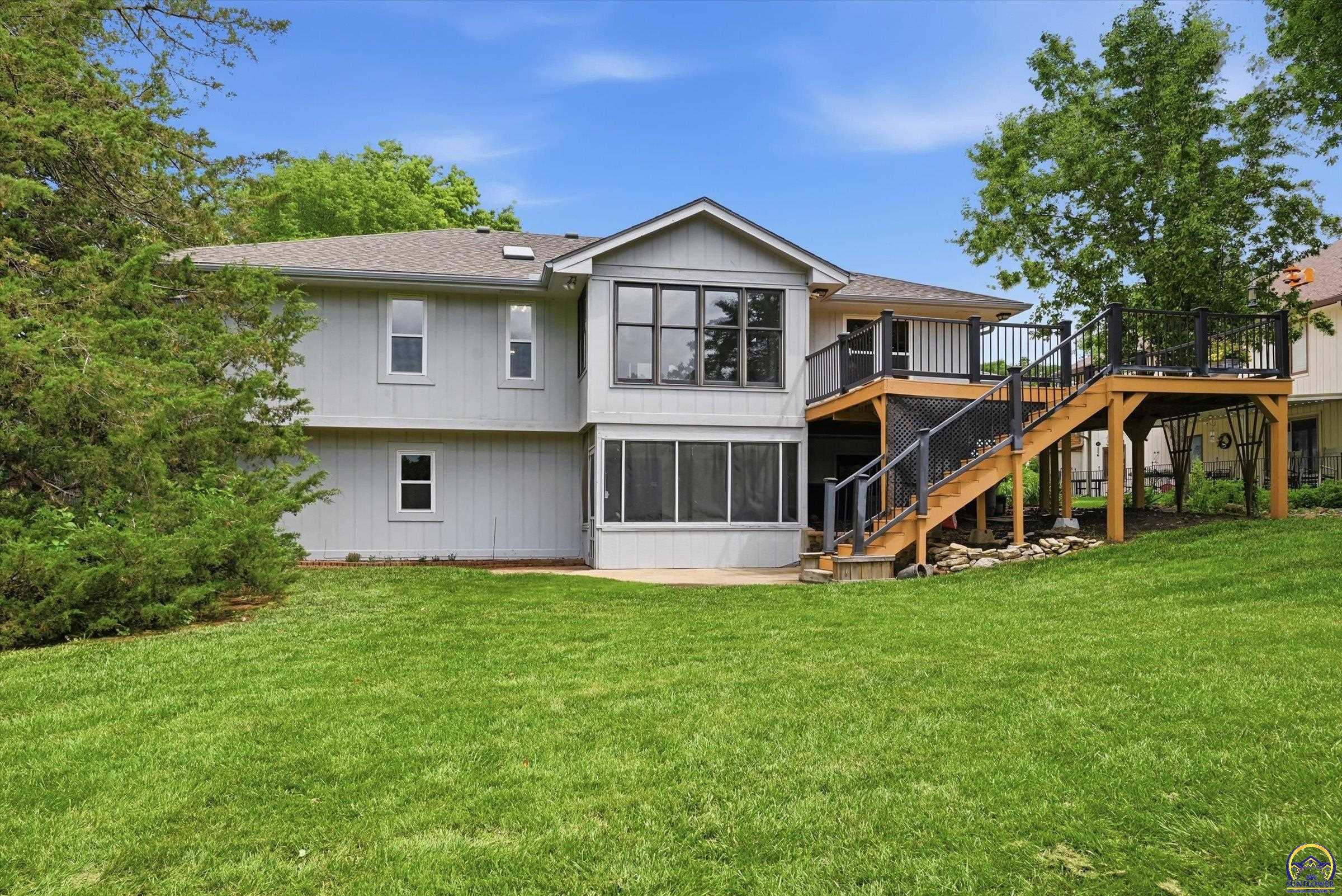 7143 Southwest 33rd Street Topeka, KS 66614 - Photo 32 of 43