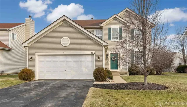 $459,900 | 226 Woodland Park Circle, Gilberts, IL 60136