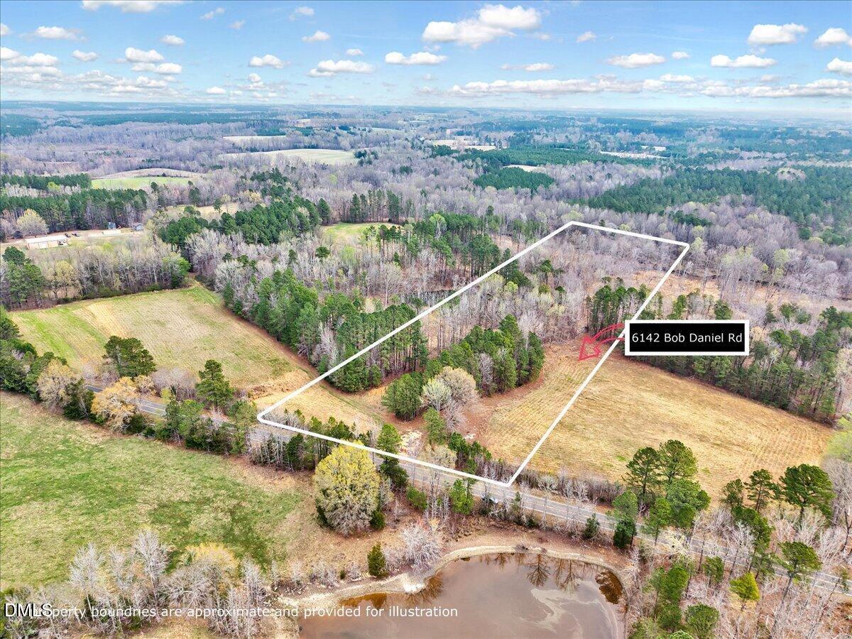 3 Bob Daniel Road Oxford, NC 27565 - Photo 5 of 19 a view of a city