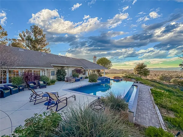 $1,999,999 | 24525 Desert Avenue, Newhall, CA 91321