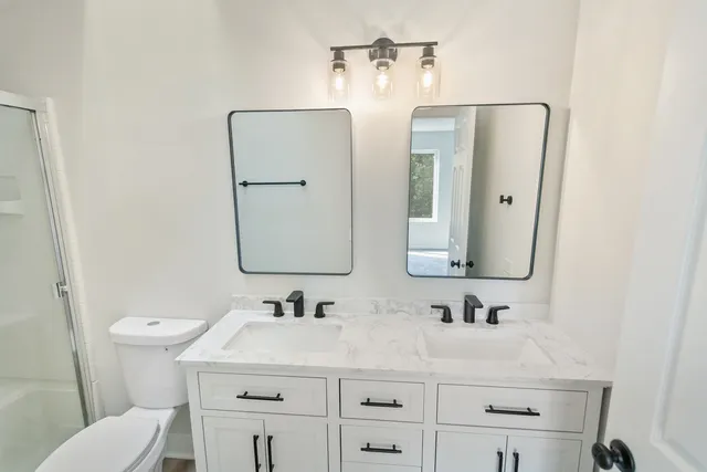 $2,495 | 2513 Arcadia Circle, Naperville, IL 60540