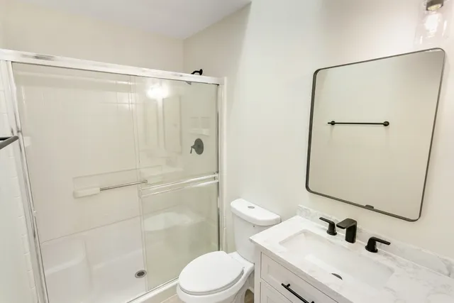 $2,495 | 2513 Arcadia Circle, Naperville, IL 60540