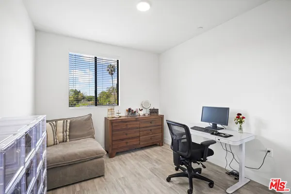 $899,000 | 6716 North Royce Lane, Van Nuys, CA 91406